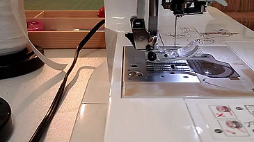 How to change your sewing machine needle